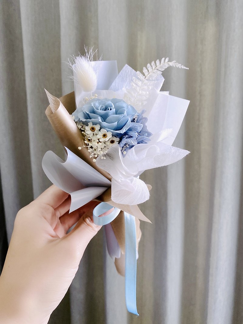 客製專案/天使藍永生玫瑰/胸花款 - 乾燥花/永生花 - 植物．花 藍色