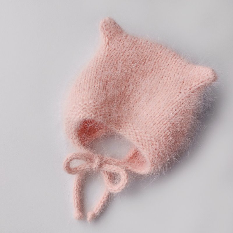 Newborn baby hat, newborn bonnet, angora kitty bonnet, vintage style bonnet - 帽子 - 羊毛 粉紅色