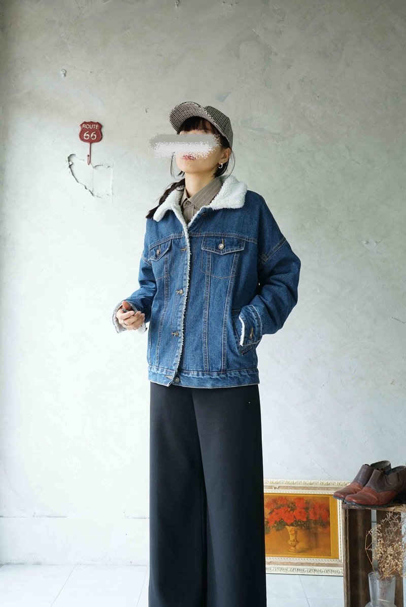 ヴィンテージの宝物 - ウォッシュドブルー 中綿入りオーバーサイズデニムジャケット - ジャケット - コットン・麻 ブルー