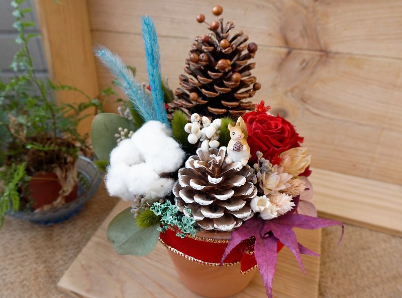 Christmas Tree / Pinecone Christmas Tree / Eternal Red Rose / Cotton / Dry Flower / Christmas Gift - Plants - Plants & Flowers Multicolor