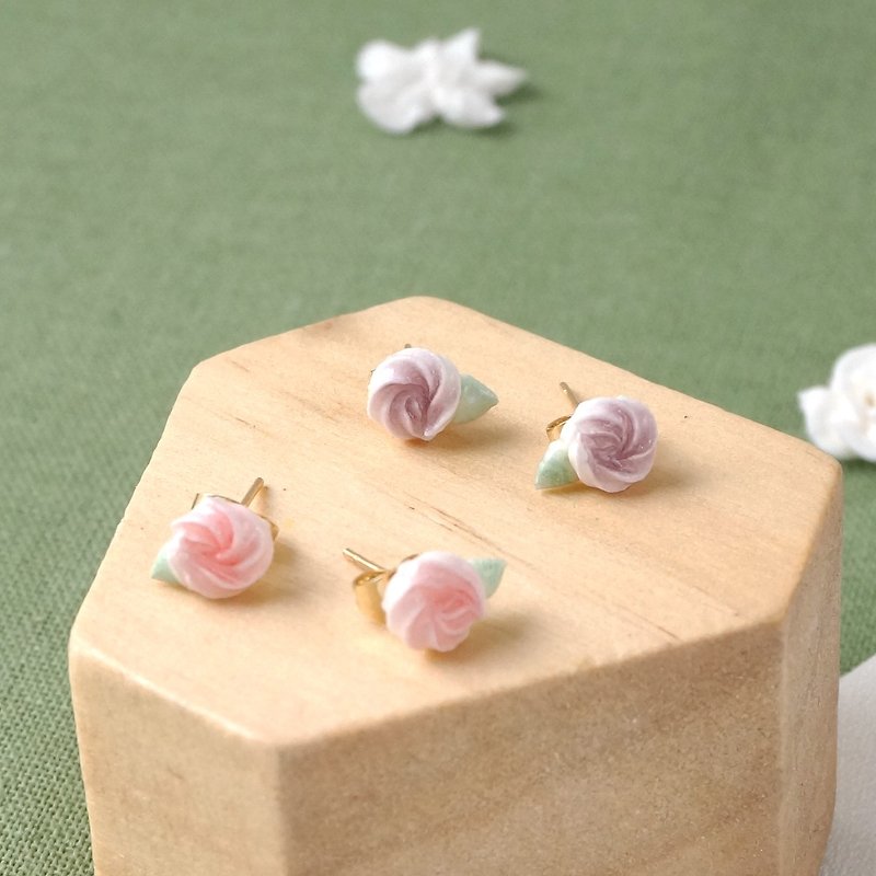 Mini Rosette Earrings/Clip on =Flower Piping= Customizable - ต่างหู - ดินเหนียว หลากหลายสี