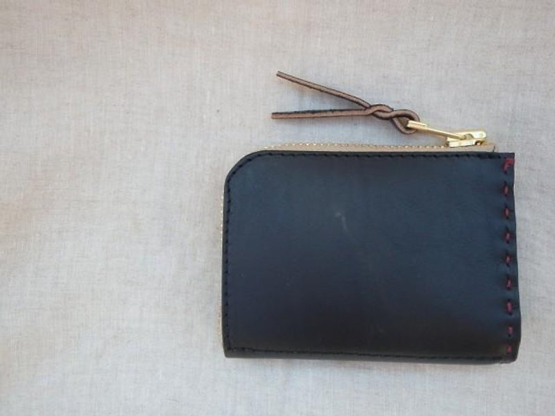 Small wallet with L-shaped zipper / black - กระเป๋าสตางค์ - หนังแท้ สีดำ
