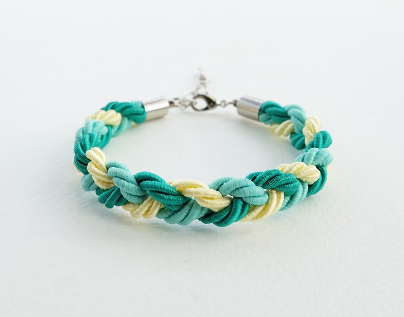 Green/Mint/Yellow braided bracelet - สร้อยข้อมือ - วัสดุอื่นๆ สีเขียว