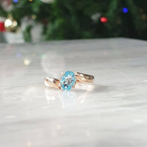 mariam-bijoux Blue topaz ring, 925 Silver in white gold plated