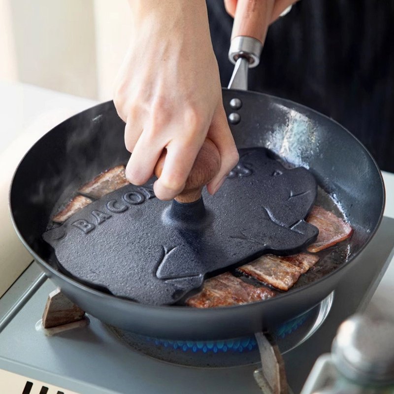 日本霜山 小豬造型鑄鐵壓肉板 - 廚具 - 其他金屬 黑色
