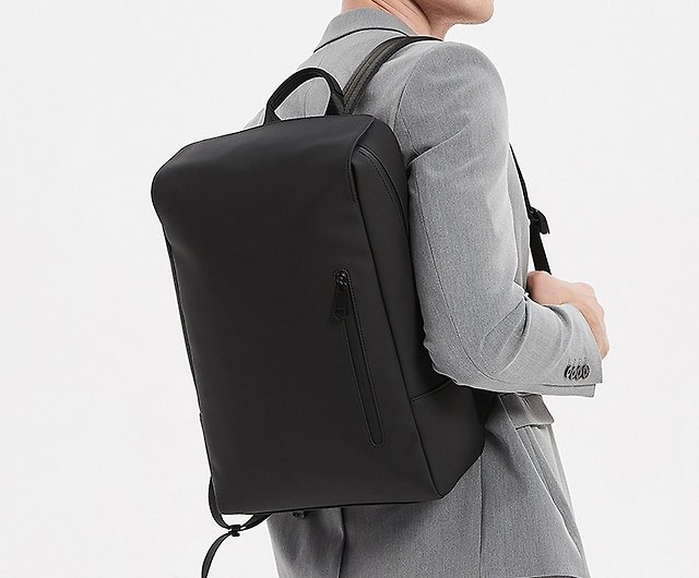 Maverick & Co. - Vista Waterproof Backpack (Black) - Shop Maverick & Co.  Backpacks - Pinkoi