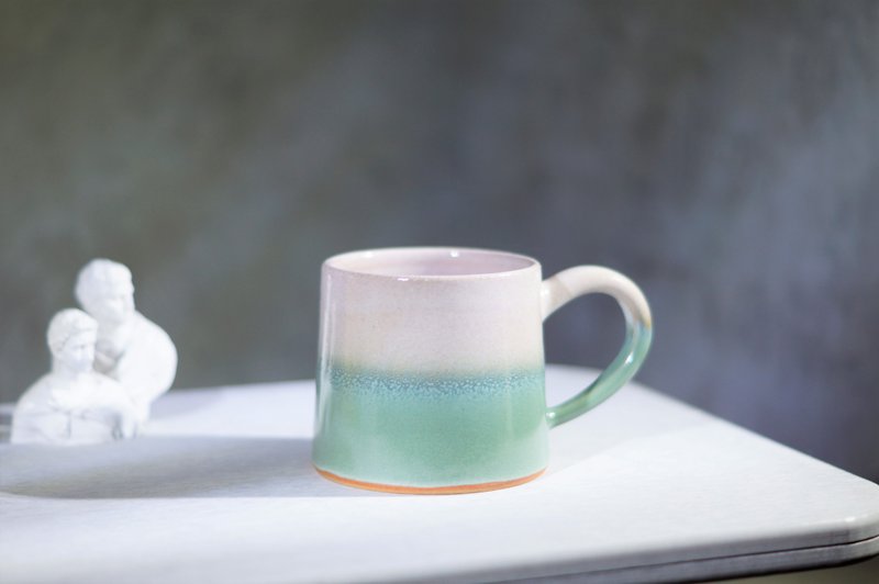 碧綠白山形杯-約330ml,茶杯,馬克杯,水杯,咖啡杯 - 咖啡杯/馬克杯 - 陶 多色