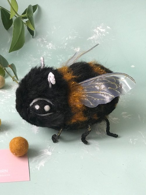玩具新生兒 大黃蜂玩具 毛氈動物 蜜蜂寫實雕塑