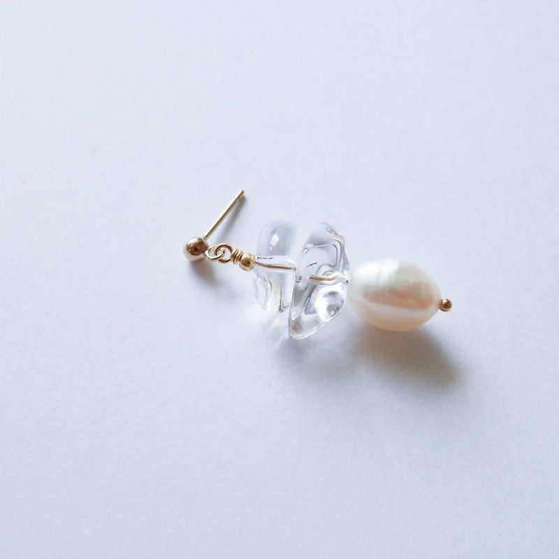 sui earring sita pearl - ต่างหู - หิน สีใส