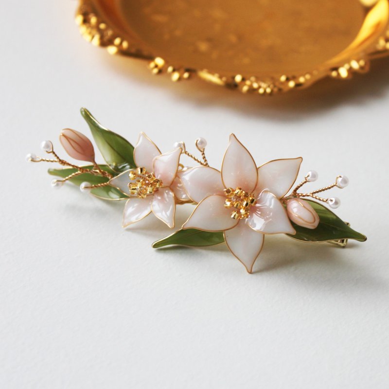 [Lily Flower Hairpin] Lily Flower Handmade Bronze Resin Hairpin Hair Accessories - Hair Accessories - Resin Multicolor