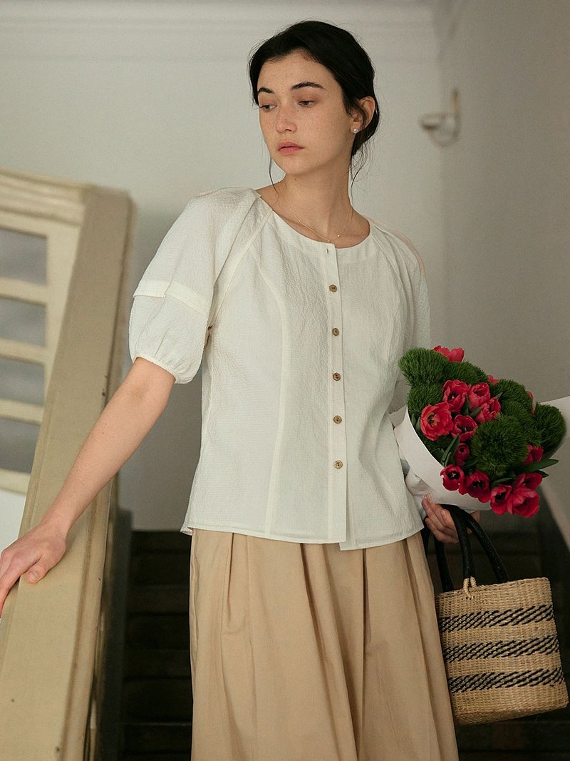 Jamie 法式圓領泡泡袖白色襯衫 - 女襯衫 - 棉．麻 白色