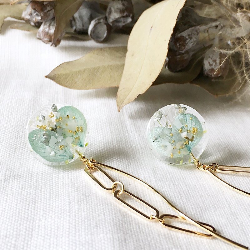 Light blue hydrangea elegant earrings - Earrings & Clip-ons - Resin Blue