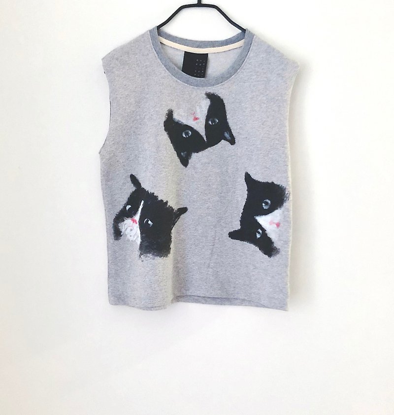 cat cat cat sleeveless top - T shirt / grey - 女 T 恤 - 棉．麻 灰色