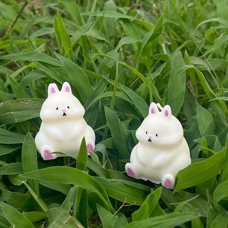 a chubby rabbit cake candle (2 pieces) - Candles & Candle Holders - Wax White