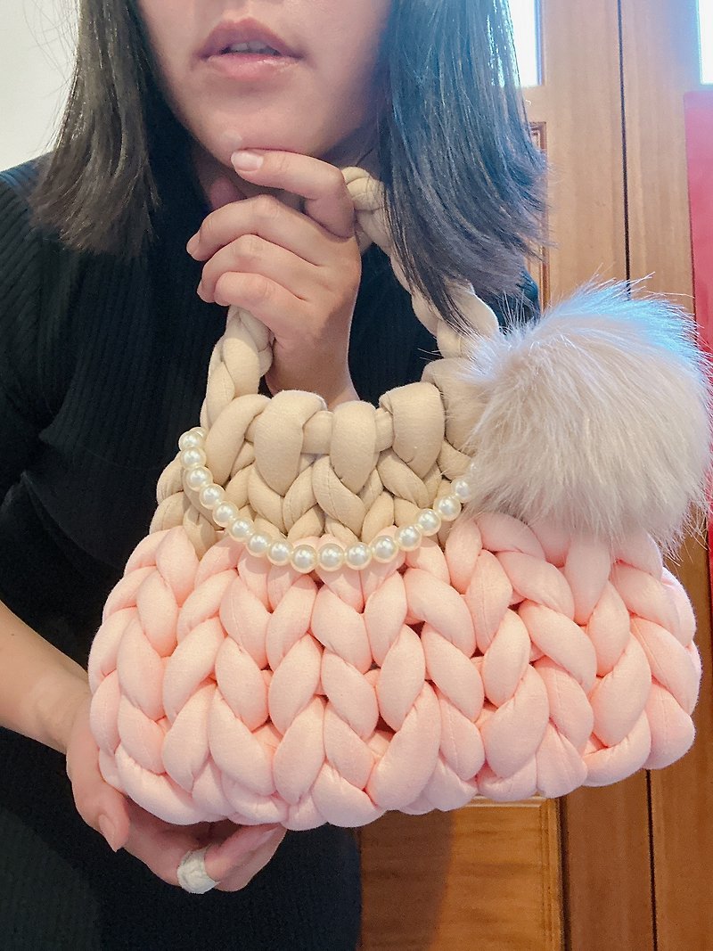 Graduation gift-cute and elegant Icelandic bag/woven bag/pearl chain/two-color - Handbags & Totes - Cotton & Hemp Pink