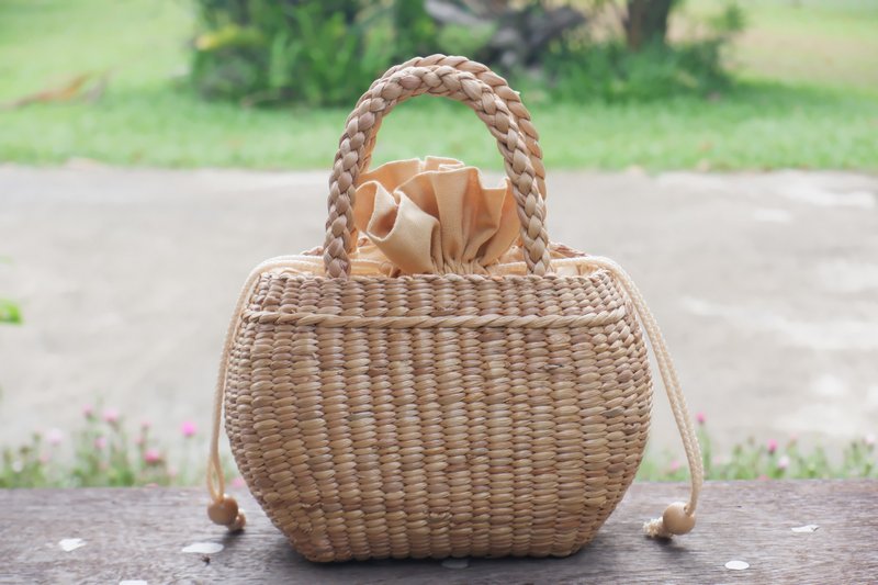 Water hyacinth woven bag, woven bag, beach bag, women's handbag - Handbags & Totes - Plants & Flowers 