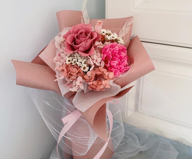 Japanese eternal rose mesh bouquet lovely sweet pink graduation bouquet  birthday bouquet