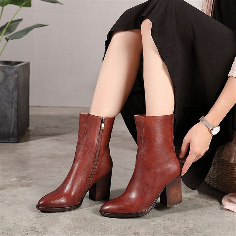 Pointed toe mid-tube high-heeled women's leather boots simple handmade original autumn and winter new women's boots - รองเท้าบูทยาวผู้หญิง - หนังแท้ สีกากี