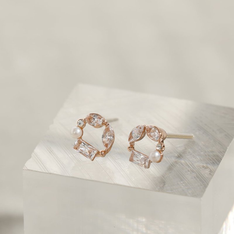 circle gems PG - Sparkling cubic zirconia wreath-shaped crystal post earrings in pink gold - Earrings & Clip-ons - Other Metals Pink