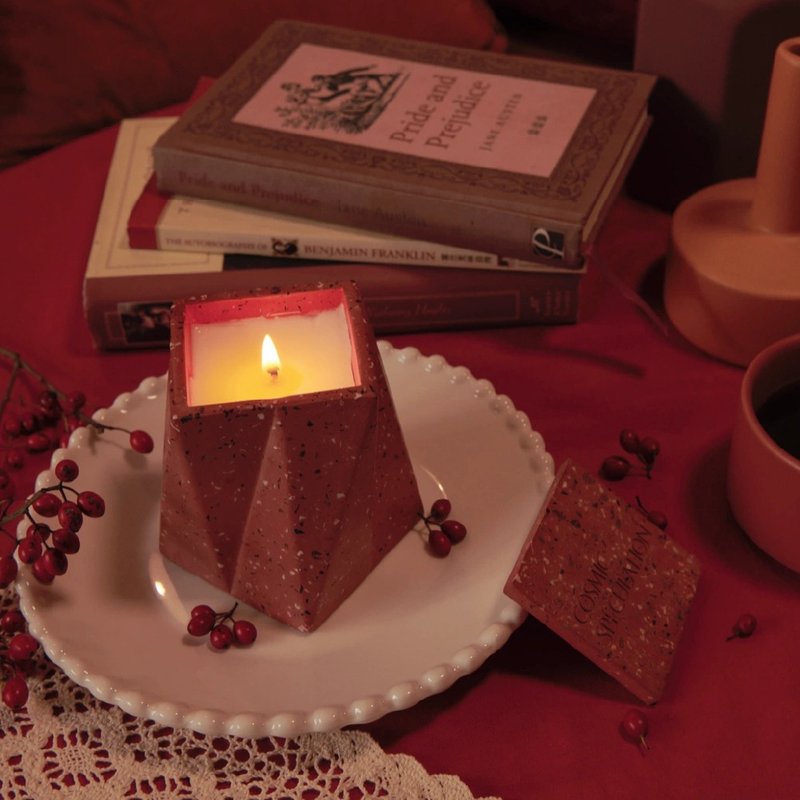 香氛蠟燭 | 靈魂星雲 | Cosmic Speculation 宇宙的猜想 - 香氛蠟燭/燭台 - 其他人造纖維 