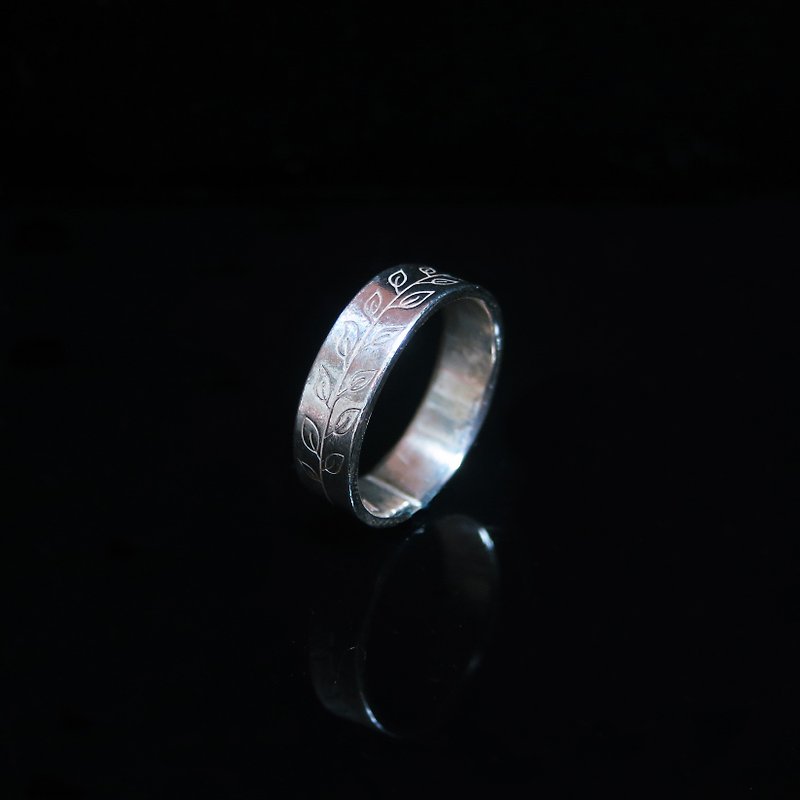 [Leaves] handmade Silver ring. Memorial ring. Lovers' Ring - แหวนคู่ - โลหะ สีเงิน