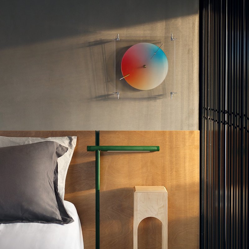 動態變色掛鐘 | 彩虹光譜壓克力立鐘 藝術裝置 原創設計 創意禮物 - 時鐘/鬧鐘 - 壓克力 多色