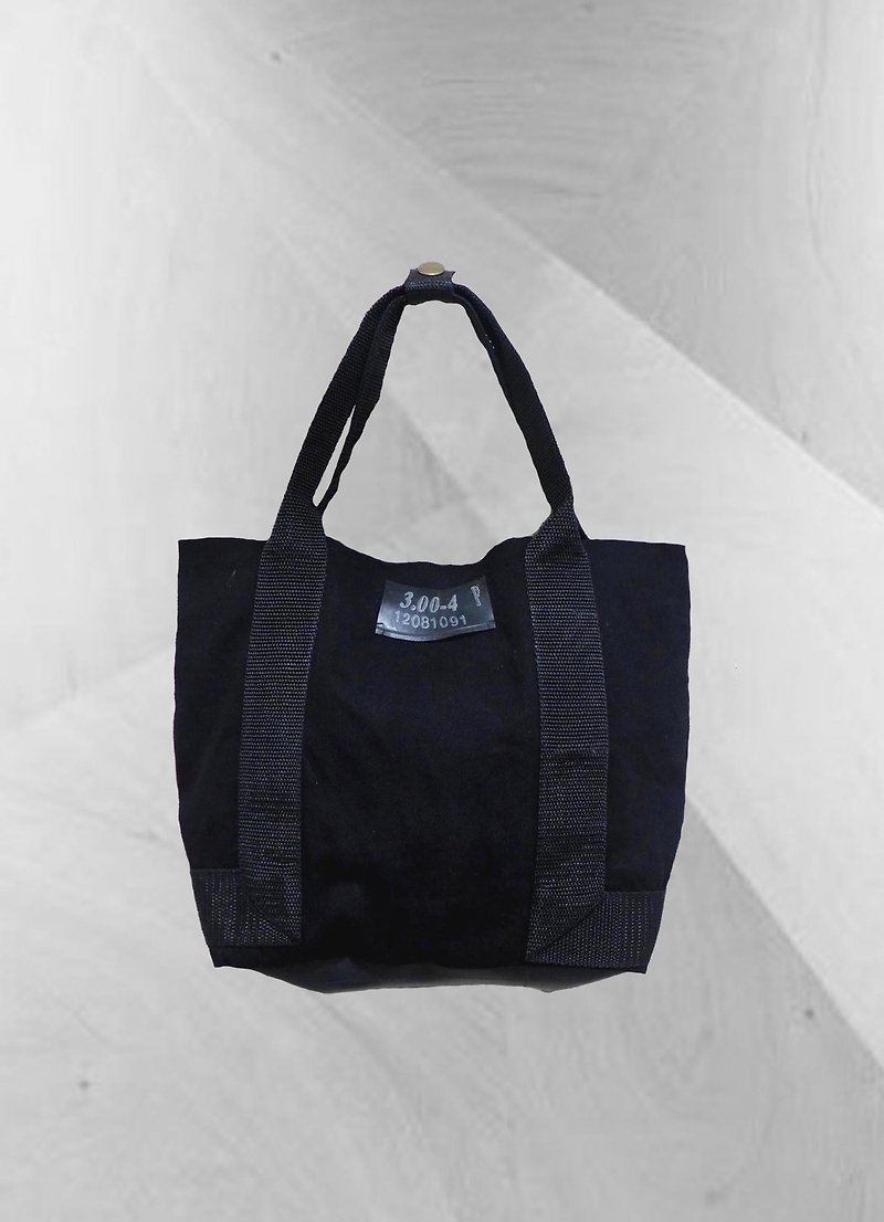 Other Materials Handbags & Totes Black - Portable tire canvas bag