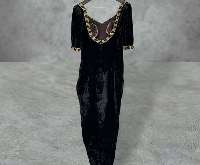 Black gold hand made velvet stitching beaded diamond dress long sleeved dress PMF19B