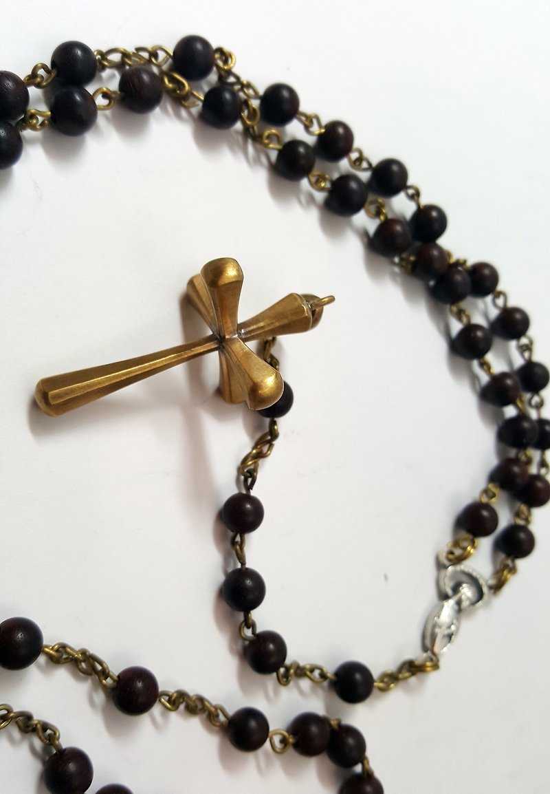 3D Cross Matte Bronze Rosewood Design Necklace - สร้อยคอ - โลหะ สีทอง
