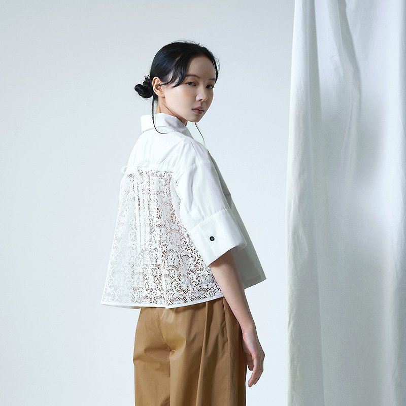 lace patchwork shirt - เสื้อเชิ้ตผู้หญิง - ผ้าฝ้าย/ผ้าลินิน ขาว