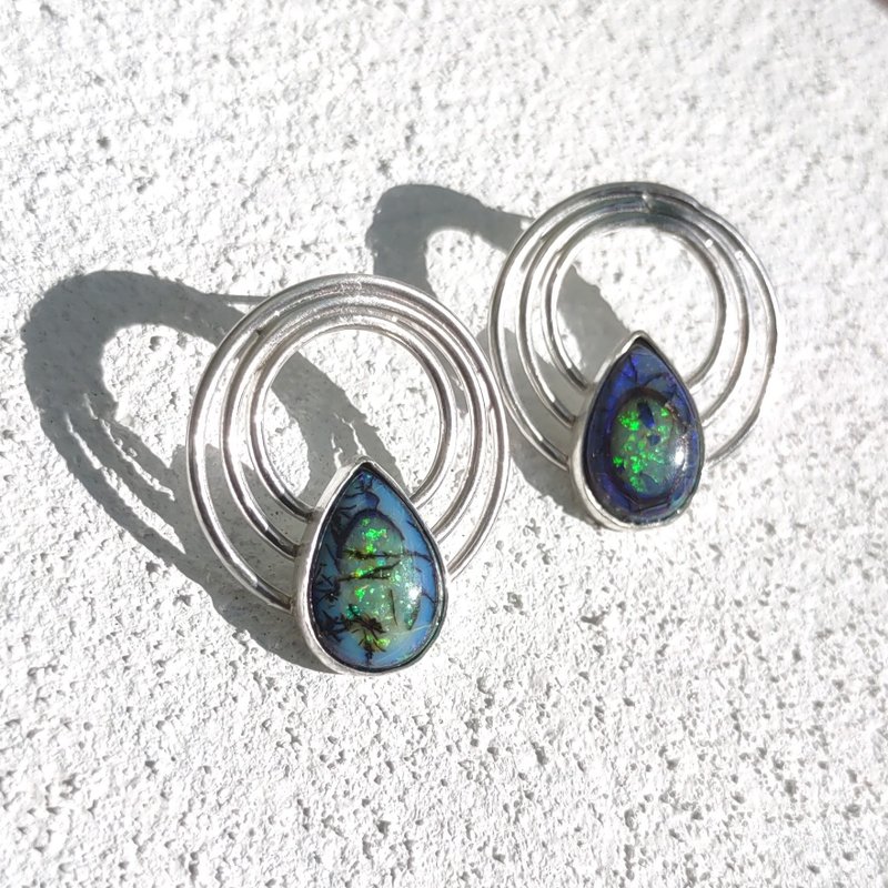 Triple Circle Earrings with Blue Sterling Opal   Sterling Silver Stud Earrings - ต่างหู - เงินแท้ สีน้ำเงิน