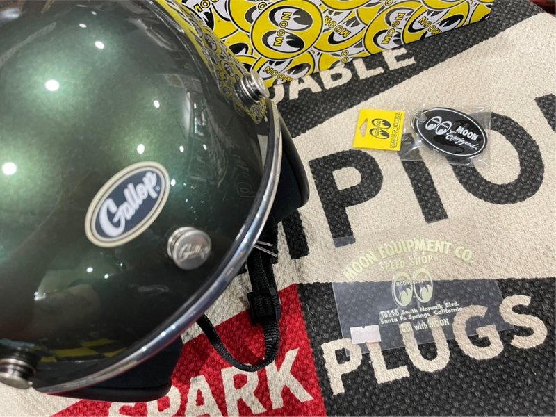 Gallop 3/4 olive green plain color helmet + sticker + key ring popular combination package (there are three kinds in it - หมวกกันน็อก - วัสดุอื่นๆ 