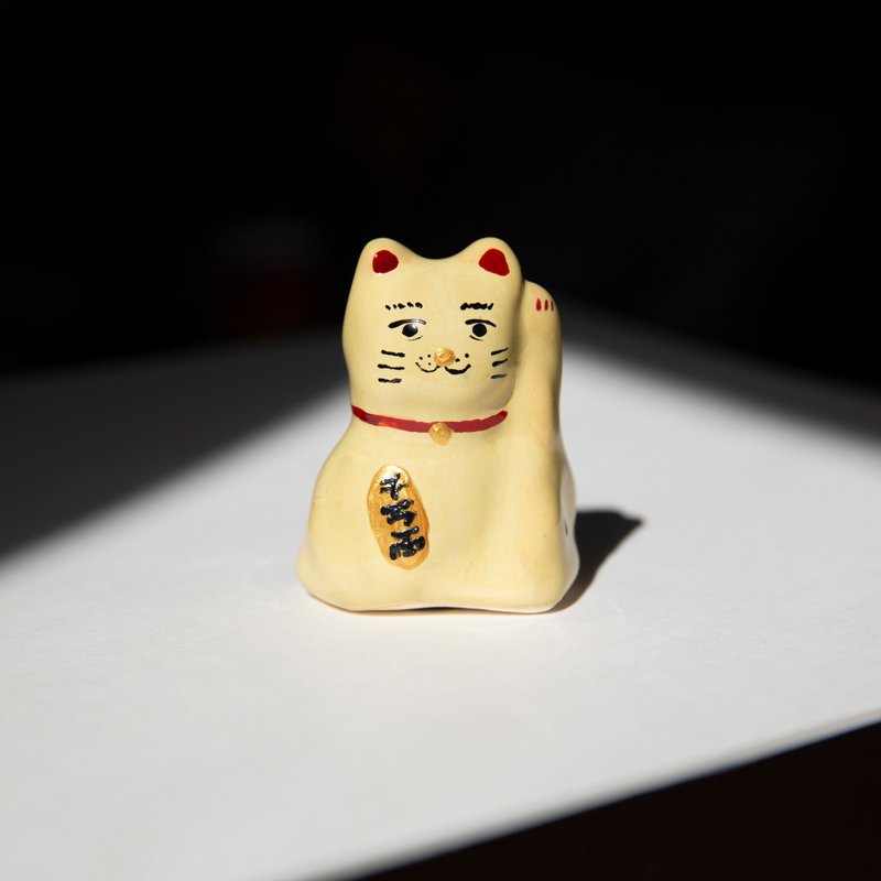 街頭開運招財貓-小黃 - 擺飾/家飾品 - 陶 黃色