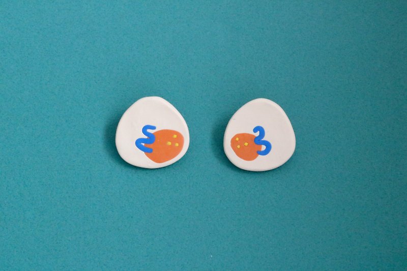 Geometric earrings ear pin ear clip light brown sugar heart egg - Earrings & Clip-ons - Sterling Silver Khaki