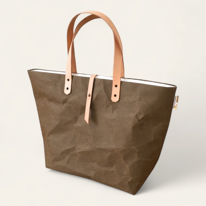 托特包 Tyvek and Kraft Paper Tote Bag LARGE size, Washable, with Closure /防水 /抗撕破 - อื่นๆ - กระดาษ สีนำ้ตาล