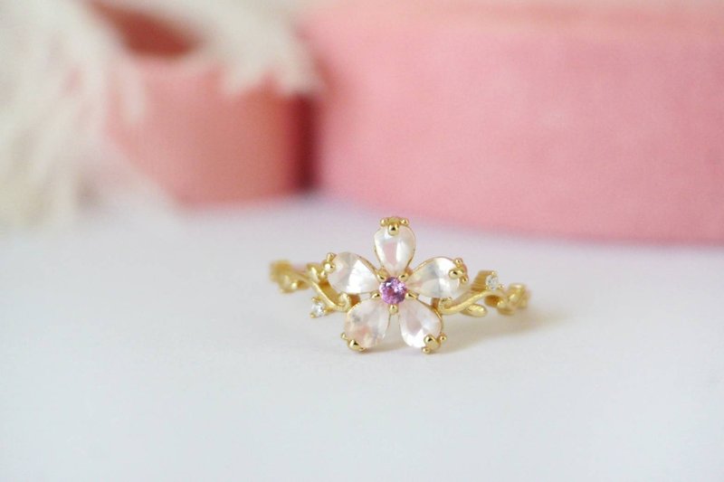 Natural Rose Quartz Silver 925 Ring with Gold plated - 戒指 - 純銀 粉紅色
