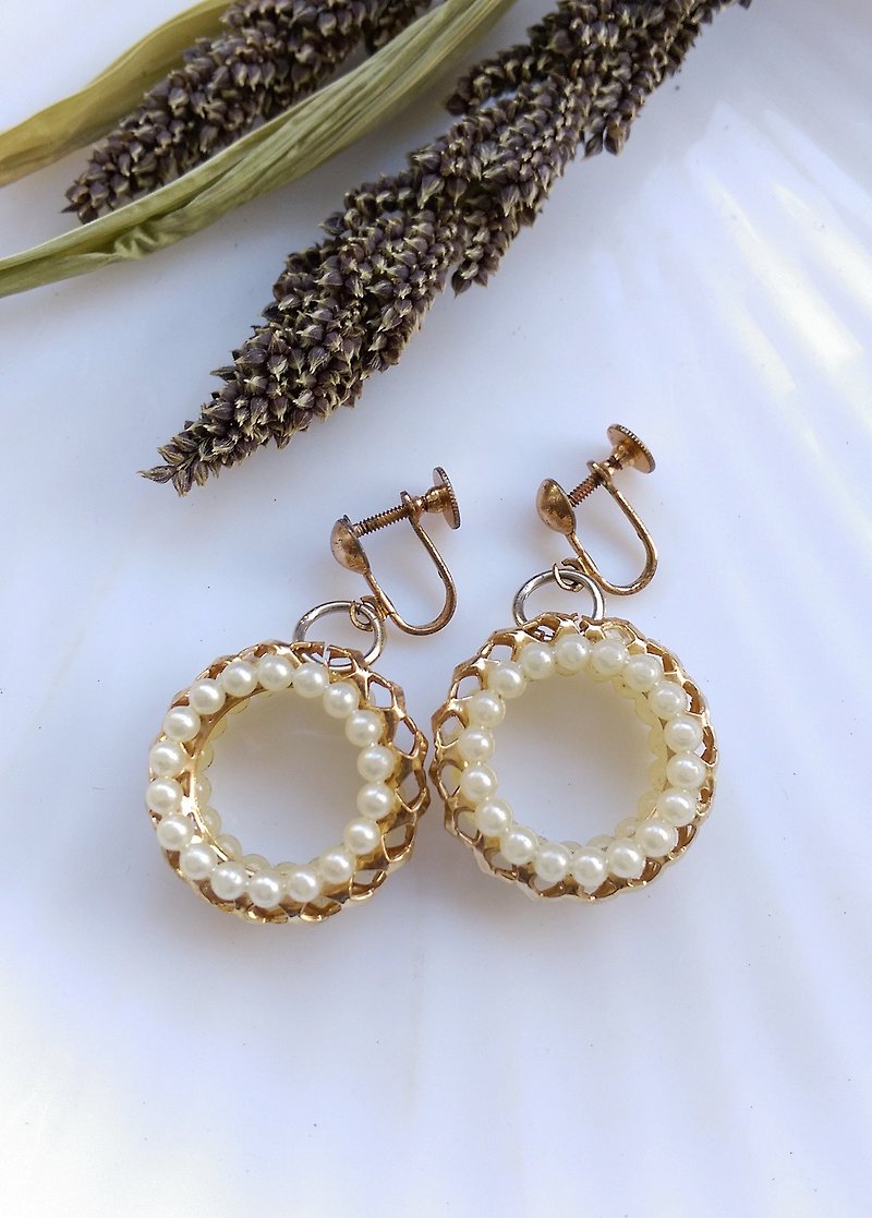Western antique jewelry. Faux Bead Donut Hoop Earrings - Earrings & Clip-ons - Other Metals Gold