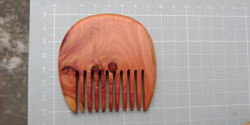 Longbai wood comb G - เครื่องประดับผม - ไม้ 