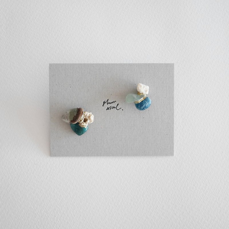 Jin Ji earrings ピアス / イヤリング | sea series no.77 - Earrings & Clip-ons - Semi-Precious Stones Blue