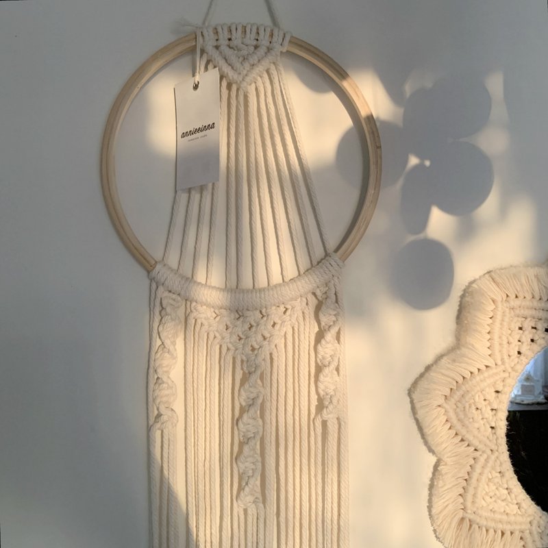 Macrame 波希米亞 厚竹 編織 捕夢網  (環保蜂巢紙包裝) - 擺飾/家飾品 - 棉．麻 白色
