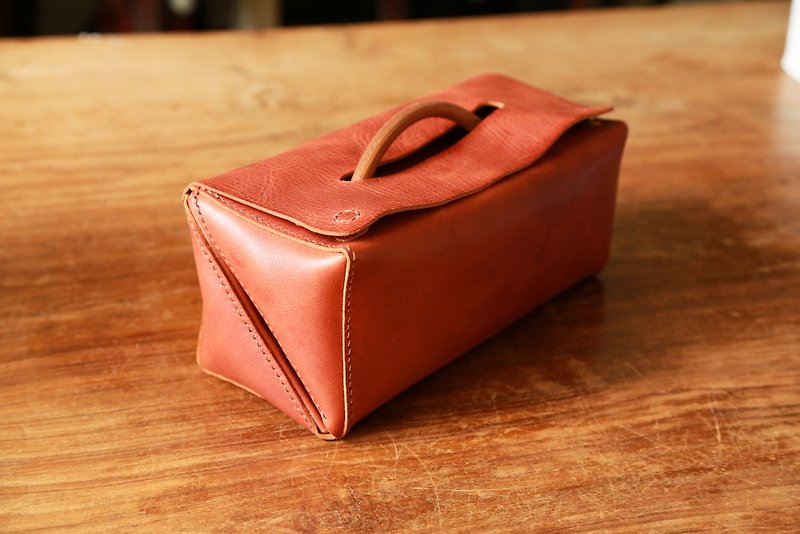 Handstitched Italian Leather Toiletry Bag, Traveller Dopp kit - กระเป๋าเครื่องสำอาง - หนังแท้ 