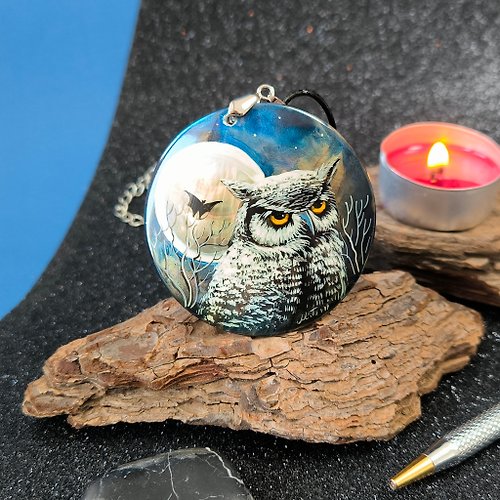 Charm.arts Wild Eagle owl at moon night on pearl lacquer necklace. Aesthetic natur pendant
