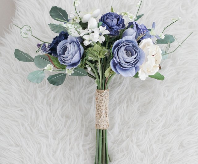 BLUE BELLE  Handmade Mini Flower Bouquet - Shop posieflowers Wood, Bamboo  & Paper - Pinkoi