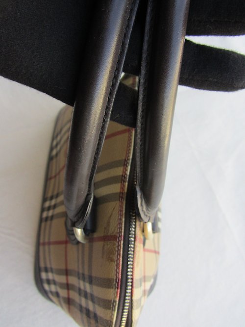 Authentic Vintage Burberry Bag Made in Italy 