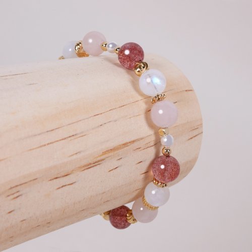 歆飾 Hsin Jewelry 平衡的美好│草莓晶 粉晶 月光石 珍珠 水晶手鍊