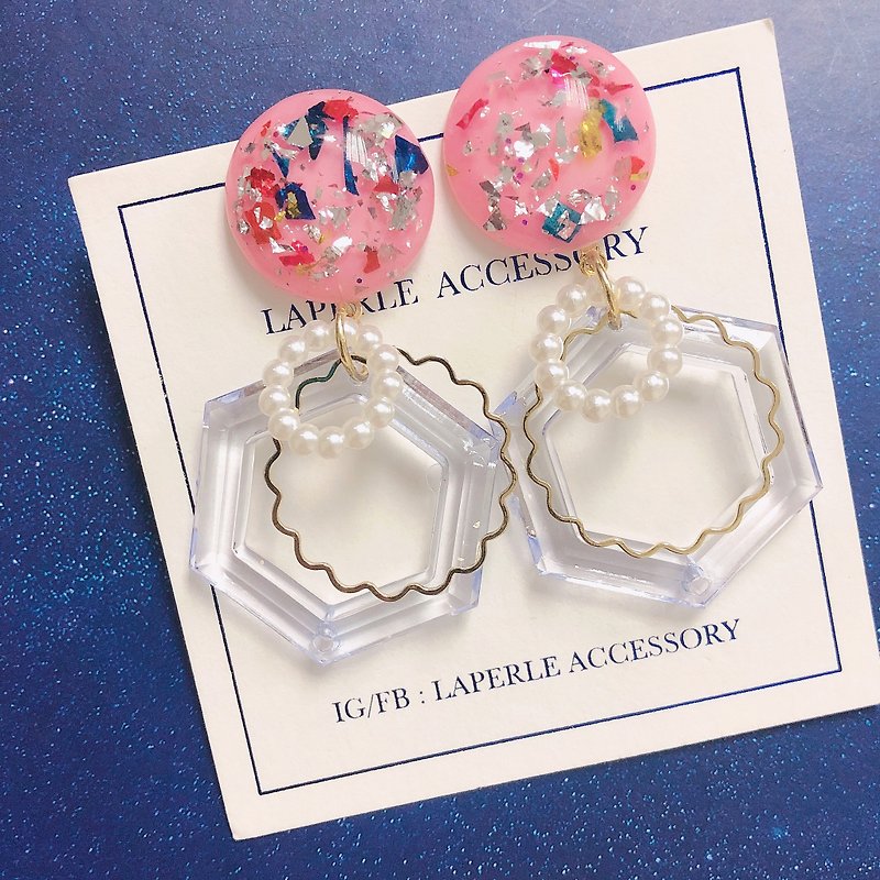 Classic Retro  Pink Earrings Ear Clip Wedding Bridesmaid gifts  Birthday - ต่างหู - วัสดุอื่นๆ สึชมพู