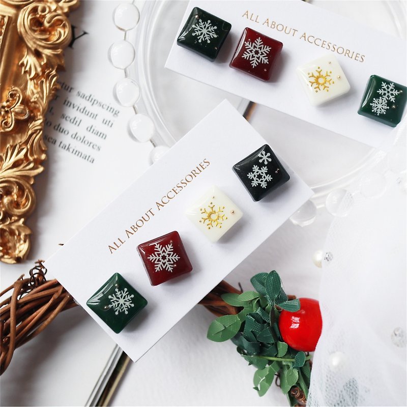 Christmas Limited-Four Christmas Snowflake Earrings - Earrings & Clip-ons - Other Metals Multicolor