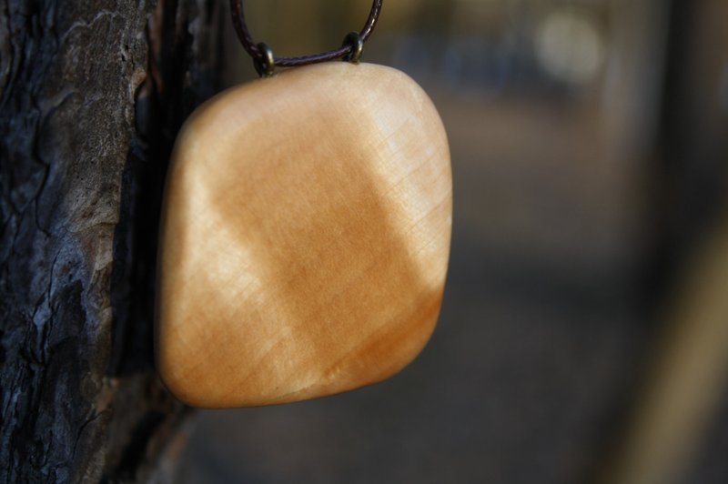 Unique talisman Pendant Birch burl wood Talisman Amulet Forest style Wood Unique - สร้อยคอ - ไม้ 