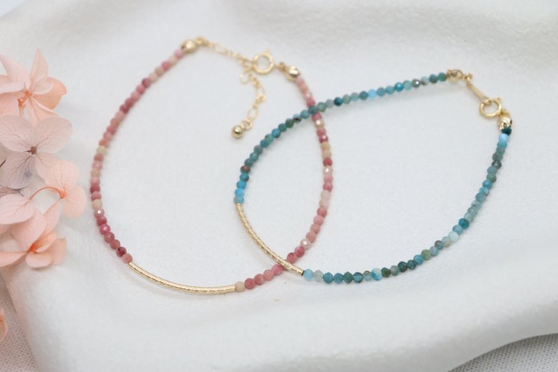 (14KGF) Custom Craft Very Tiny Natural  Healing Stone Bracelet with Curved Bar - 手鍊/手環 - 寶石 多色