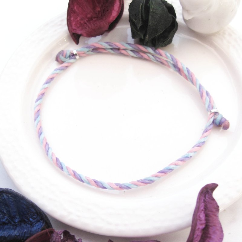 大员囡仔[Handmade] Macaron × wax rope bracelet pink wax line blue - Bracelets - Polyester Multicolor